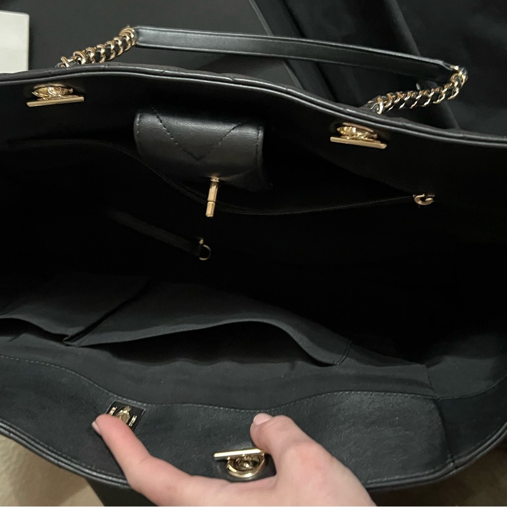 CHANEL LARGE CLASSIC CC SHOPPING TOTE CALFSKIN BACK/GOLD HANDBAG
